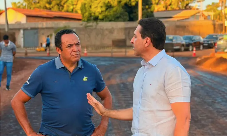 Prefeito Vilela vistoria obras e acompanha fase final da ponte Colina de Homero