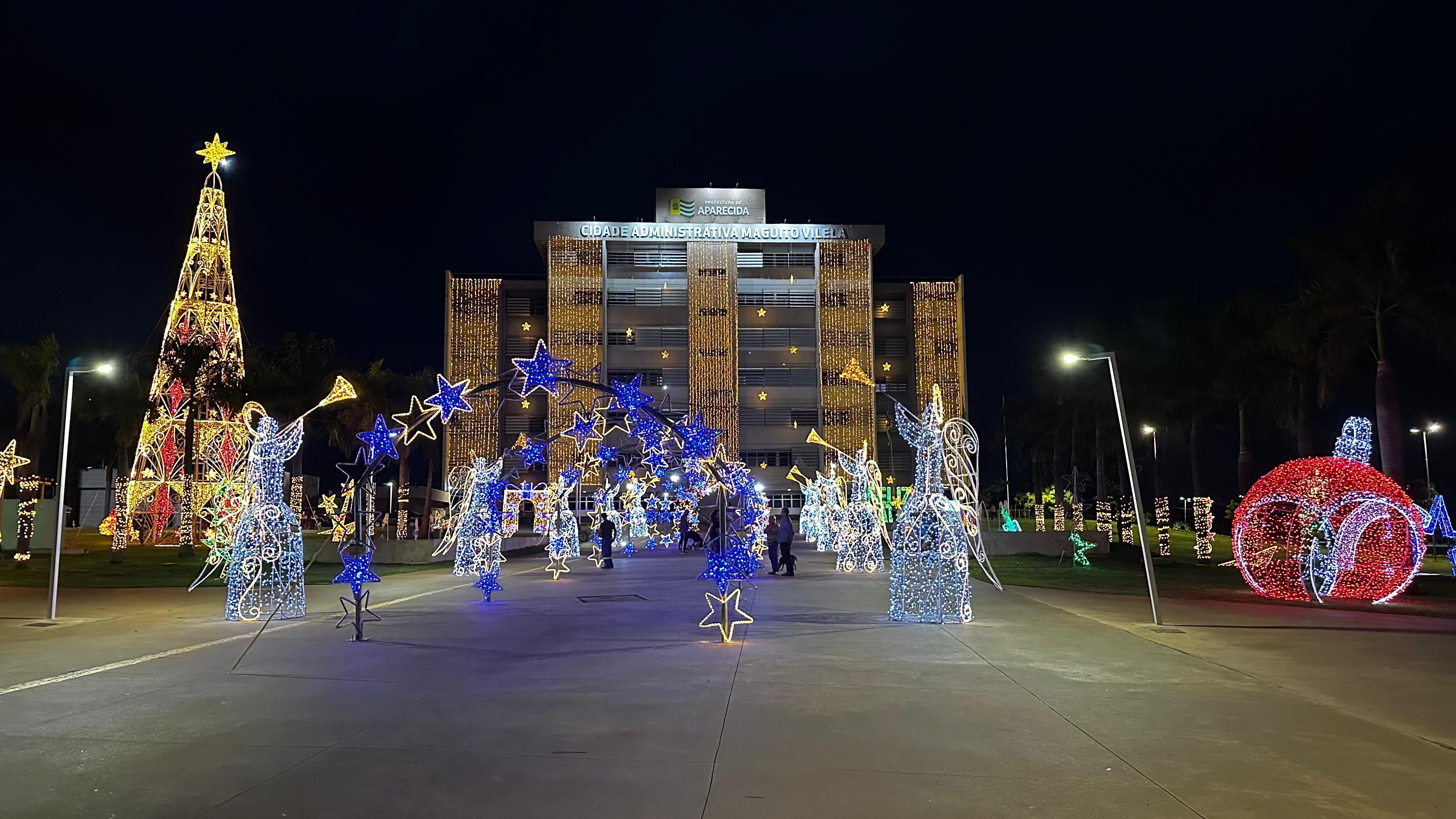 Natal Aparecida: mais de um milhão de pontos de luz iluminam a cidade até 4 de janeiro